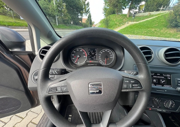 Seat Ibiza cena 34999 przebieg: 65000, rok produkcji 2016 z Tarnów małe 379